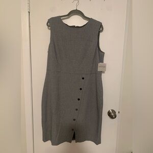 NWT sassy business dress in power gray with button feature.